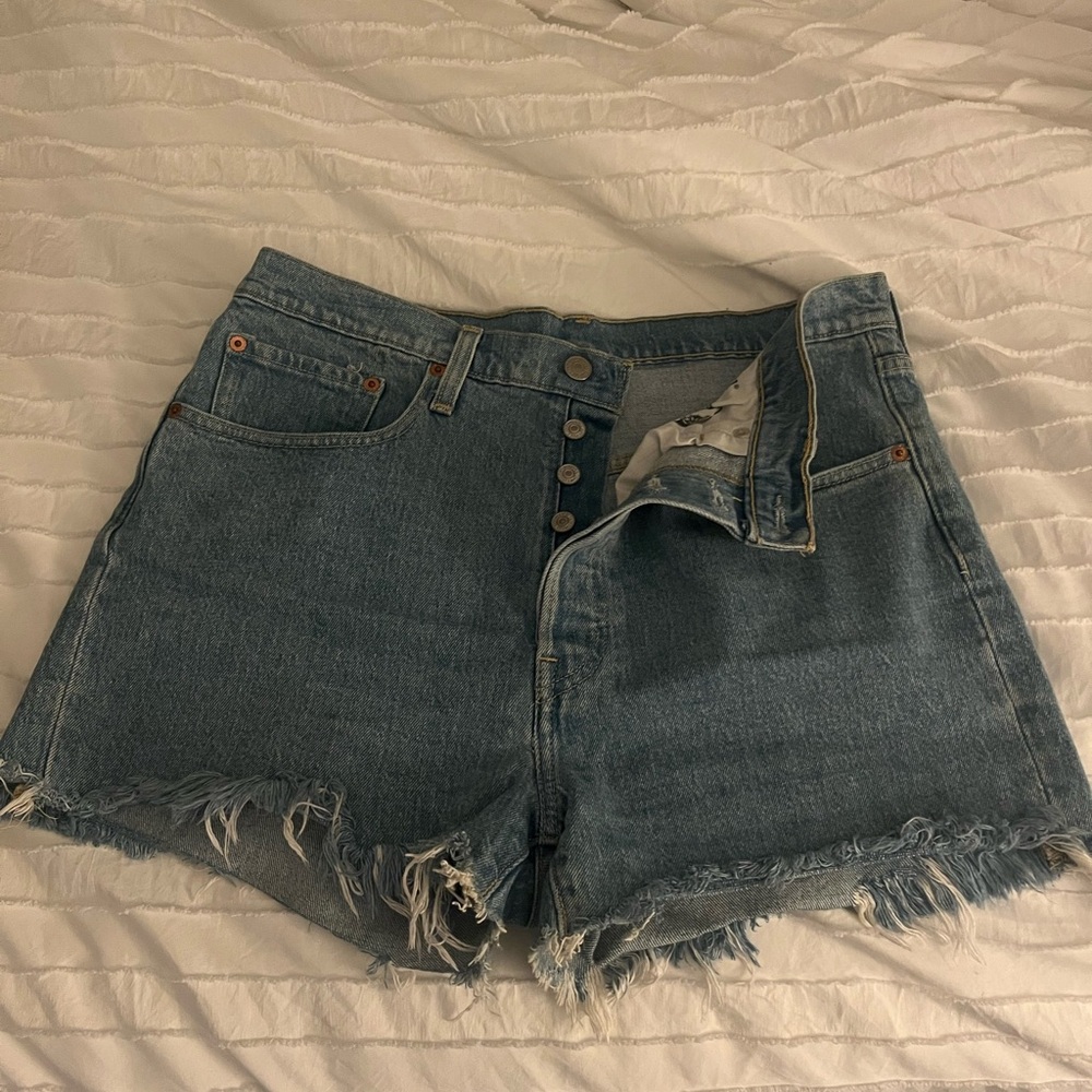 Levi’s Denim 501 Frayed Hem Women's Shorts
